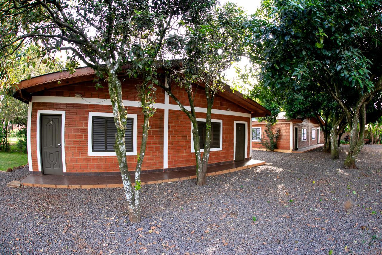 El Manantial De Iguazu Villa Puerto Iguazu Exterior photo