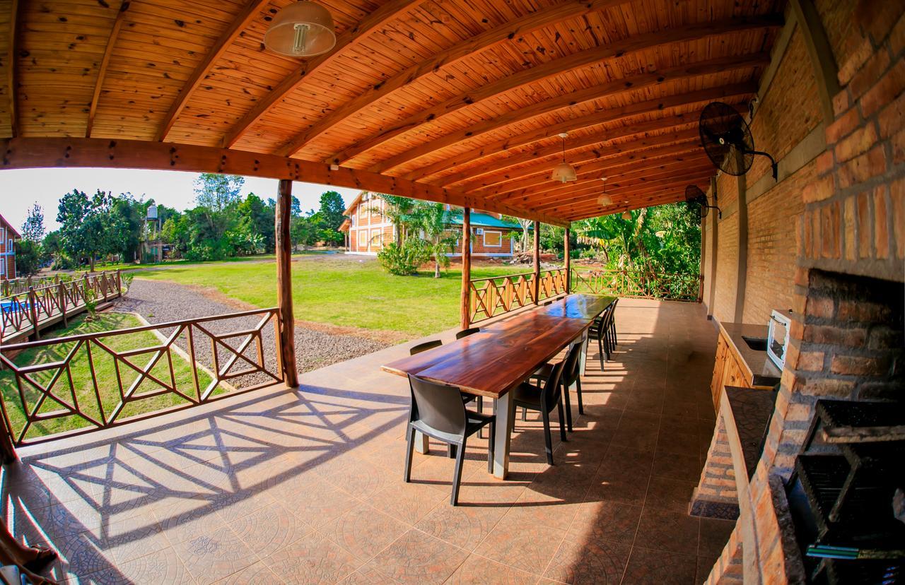 El Manantial De Iguazu Villa Puerto Iguazu Exterior photo
