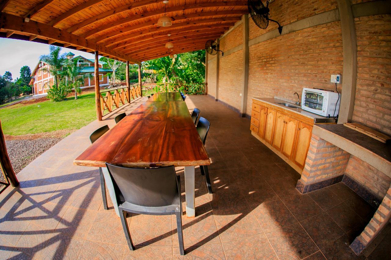 El Manantial De Iguazu Villa Puerto Iguazu Exterior photo